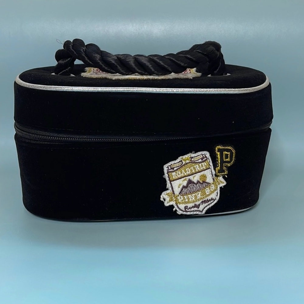 PINK Victoria's Secret velour train case vintage - Picture 3 of 3